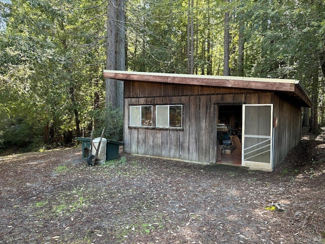 view of outdoor structure