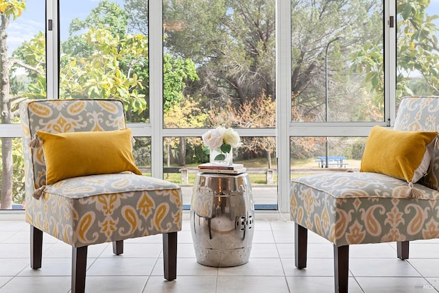 sunroom with a healthy amount of sunlight