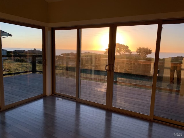 sunroom / solarium with a healthy amount of sunlight