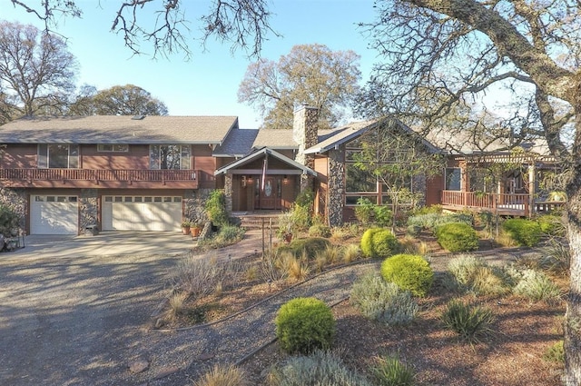 view of front of house featuring a garage