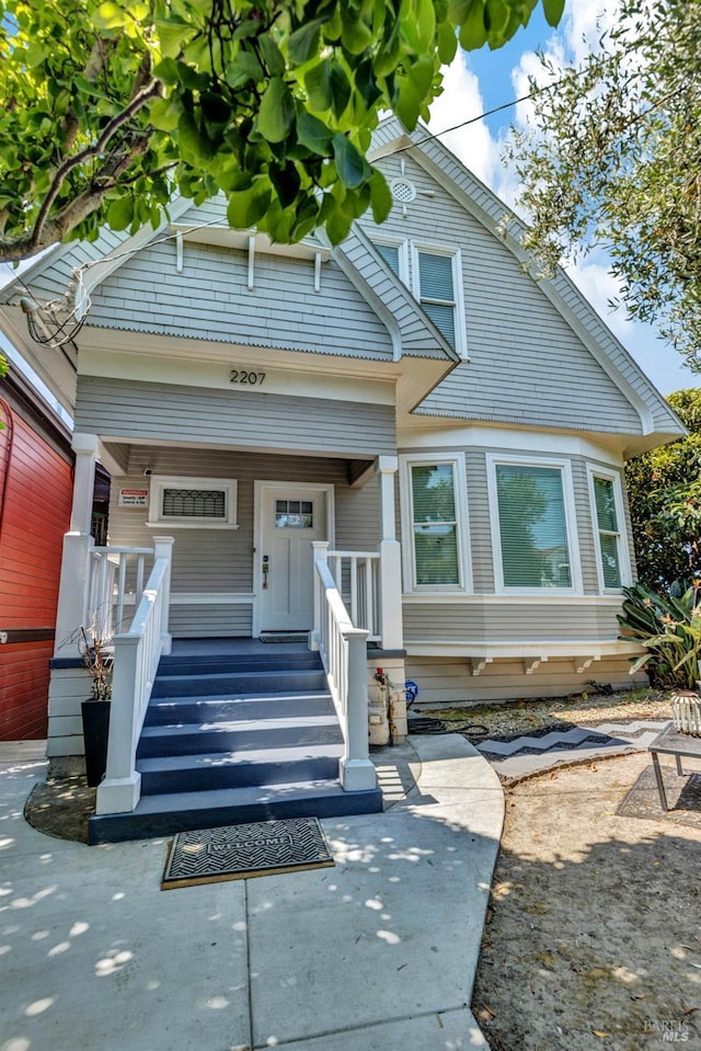 view of front facade featuring a porch