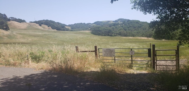 exterior space featuring a rural view