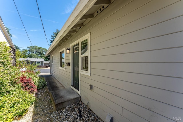 402 Grove Ave, Ukiah, CA 95482 - view of home's exterior