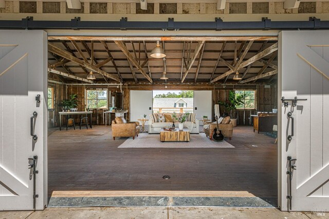 interior space featuring a barn door