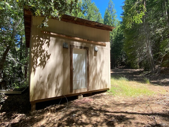 view of outbuilding