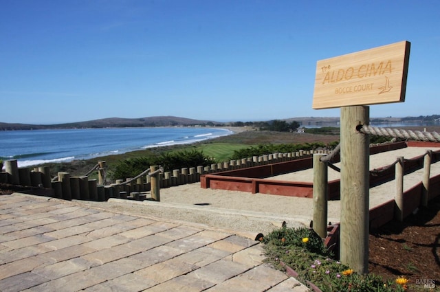 view of water feature