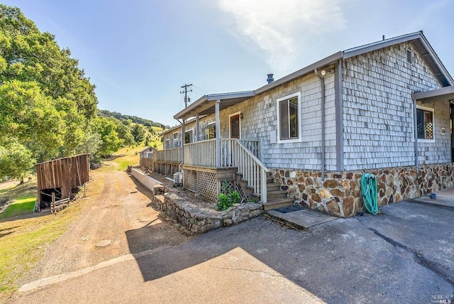 view of front of property