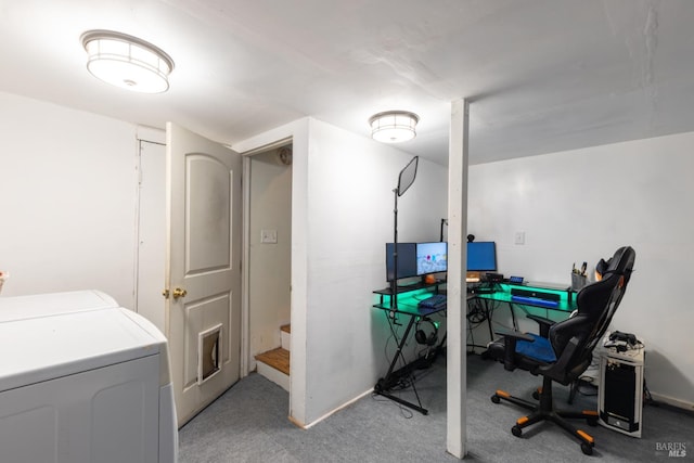 office area featuring carpet floors and washing machine and clothes dryer