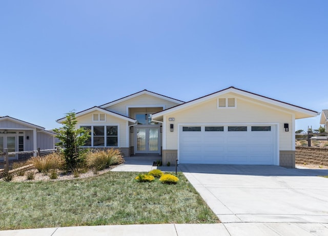 view of front of home with a front yard