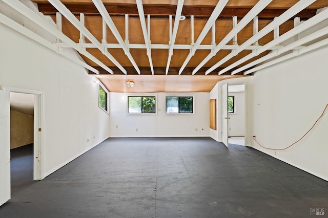 spare room featuring concrete floors