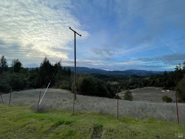 Listing photo 2 for 46940 Fox Rock Rd, Laytonville CA 95454