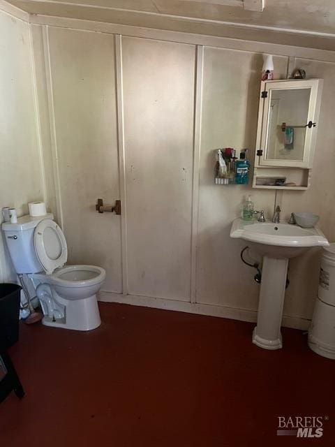 bathroom with toilet