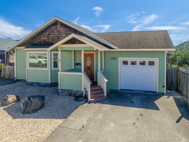 view of front facade featuring a garage