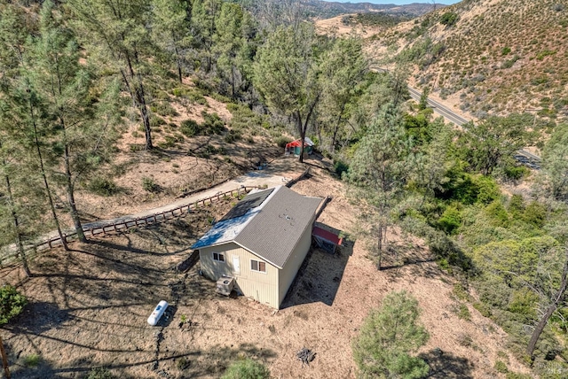 bird's eye view featuring a mountain view