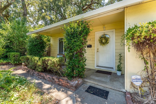 view of entrance to property