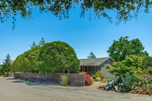 view of front of house