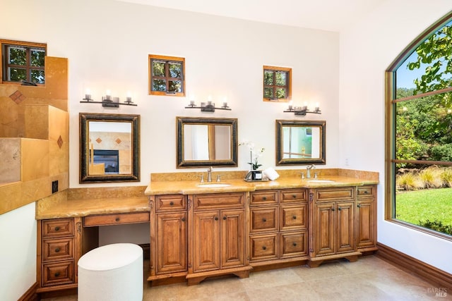 bathroom with vanity