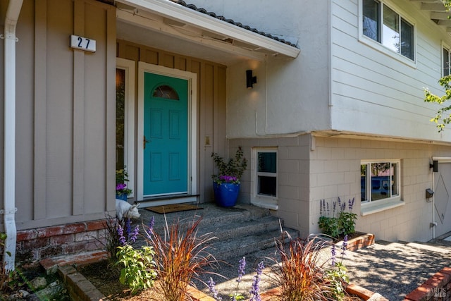 view of property entrance