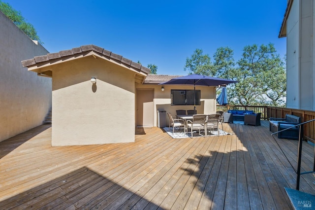 deck featuring an outdoor hangout area