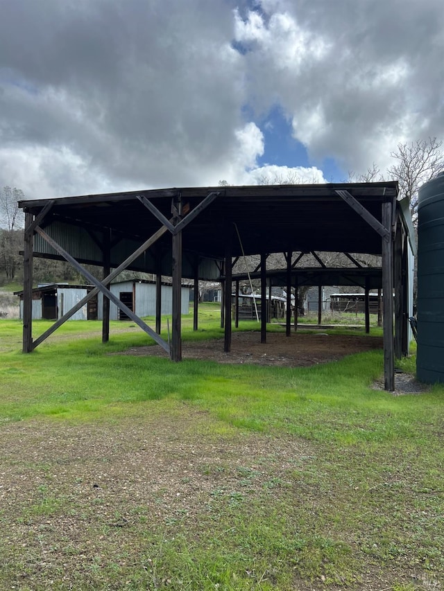 view of community featuring a lawn