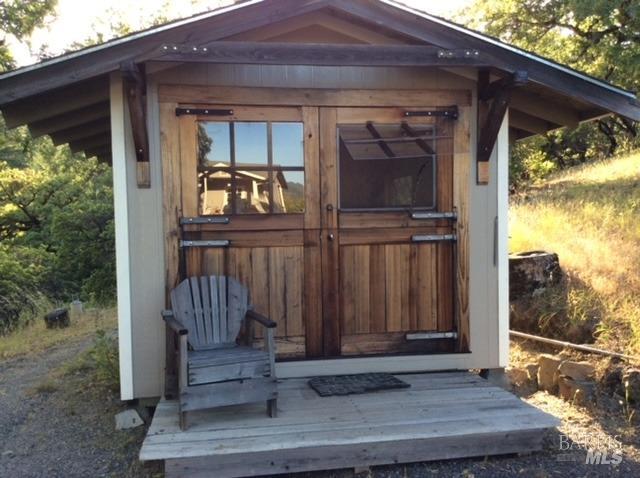 view of outbuilding