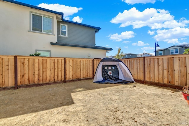 2464 Lake Club Dr, Fairfield, CA 94533 - view of yard with a fenced backyard