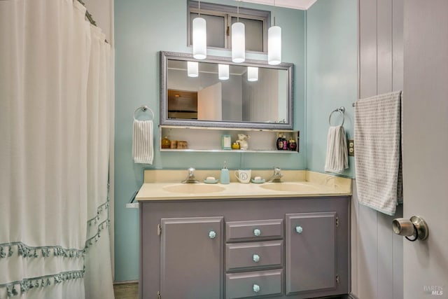 bathroom with vanity