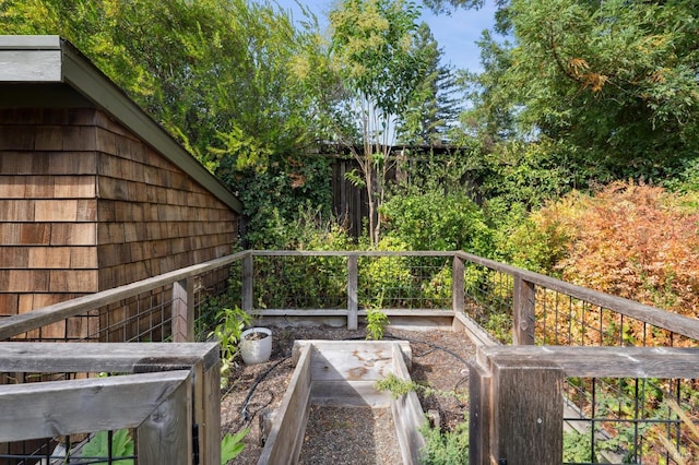 114 Van Tassel Ct, San Anselmo, CA 94960 - wooden terrace with fence