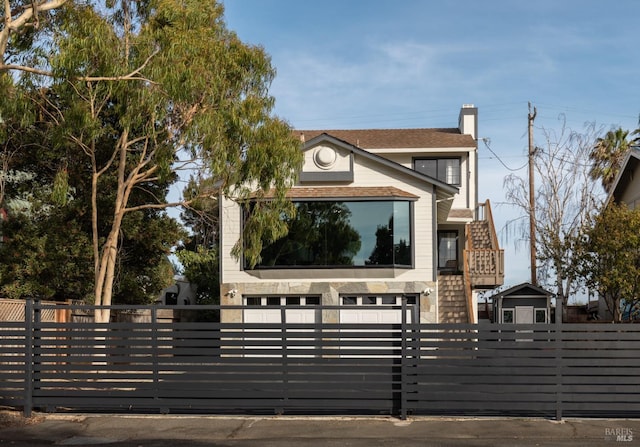 view of front of property