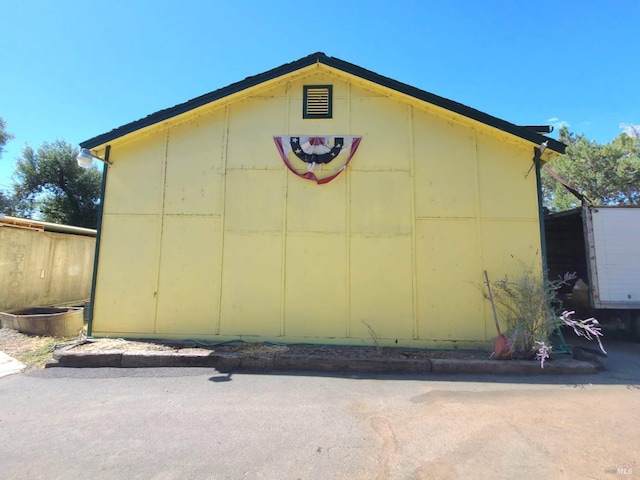 view of outbuilding