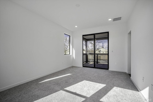 view of carpeted spare room