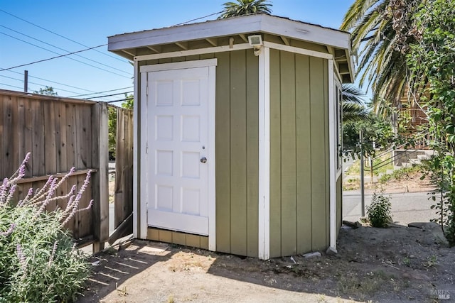 view of outbuilding