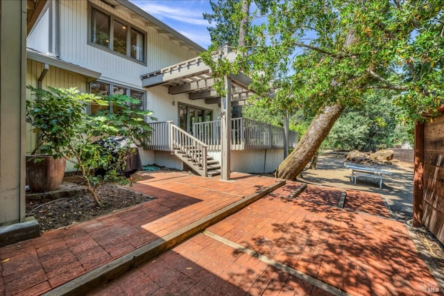 view of patio featuring a pergola