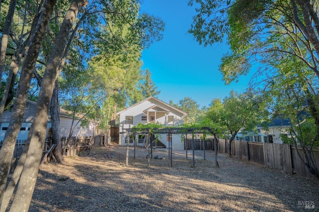 view of yard featuring a fenced backyard