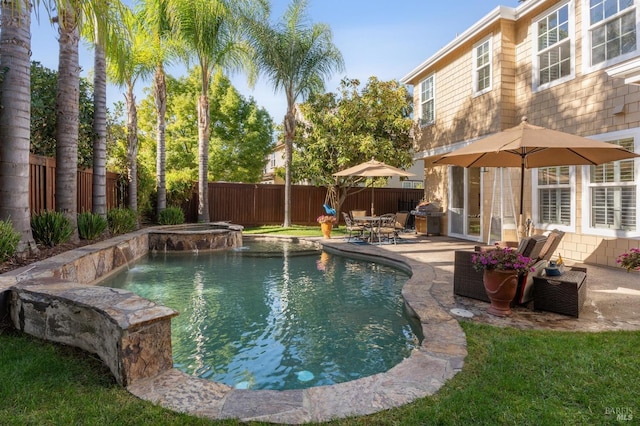 7 Oak Grove Dr, Novato, CA 94949 - view of pool featuring a fenced in pool, a patio area, an in ground hot tub, and a fenced backyard
