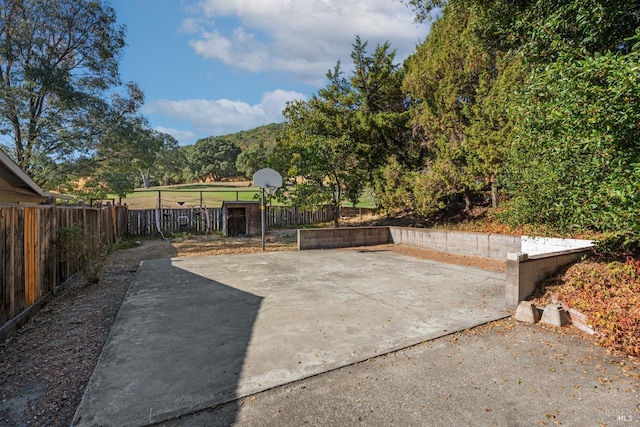 Listing photo 2 for 1091 Maple Ave, Ukiah CA 95482