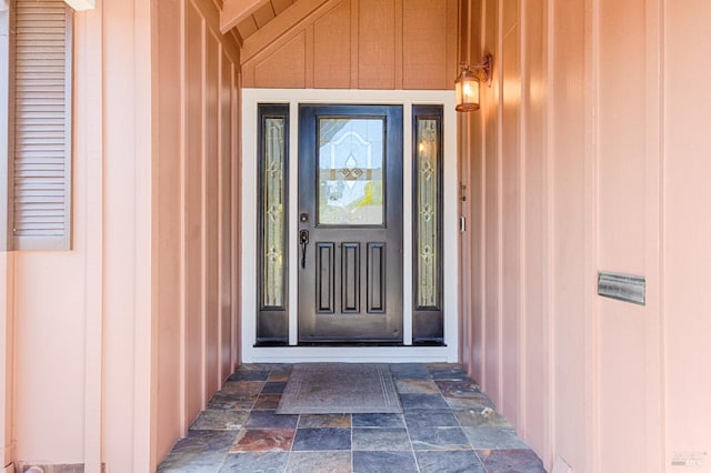 view of property entrance