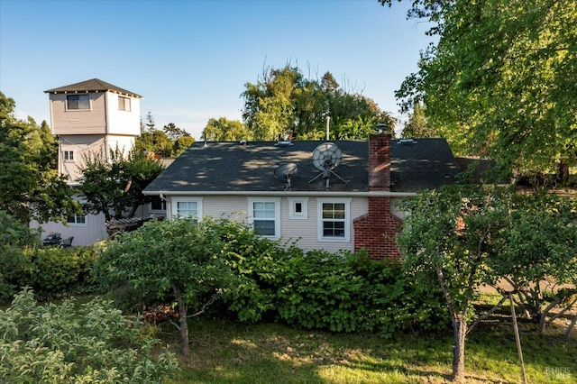 4344 Langner Ave, Santa Rosa, CA 95407 - rear view of property featuring a chimney