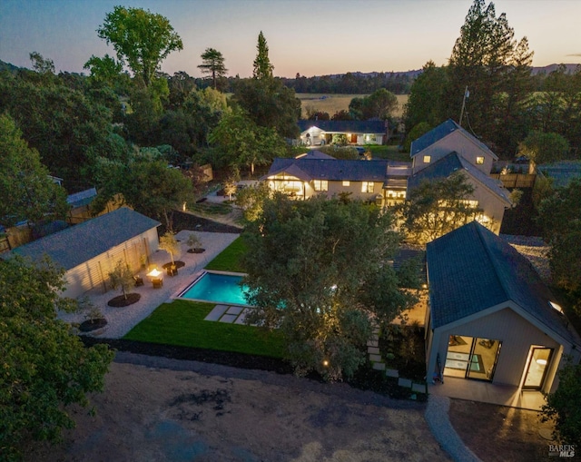 view of aerial view at dusk