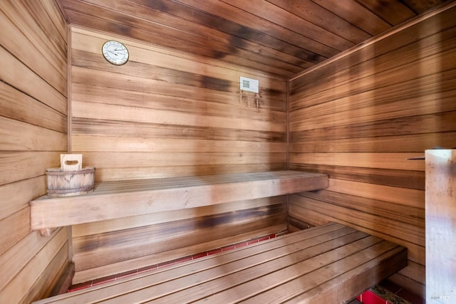 view of sauna / steam room