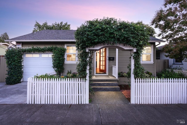 view of front facade featuring a garage