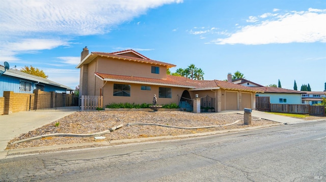 view of front facade featuring a garage