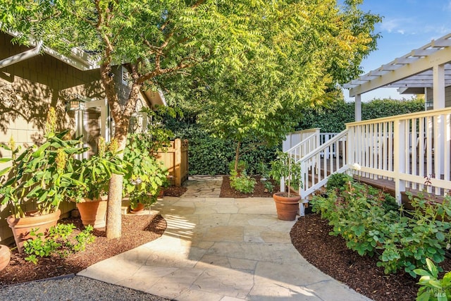 view of yard with a patio area and a pergola