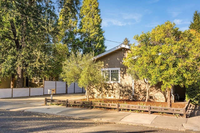 view of home's exterior