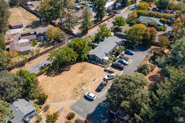 birds eye view of property featuring a residential view