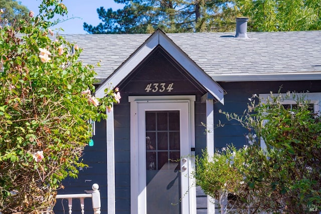 view of property entrance