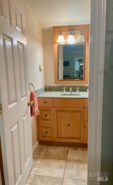 bathroom with vanity