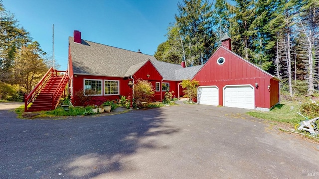 view of front of house featuring a garage