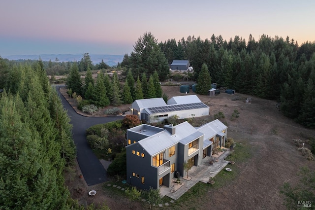 view of aerial view at dusk