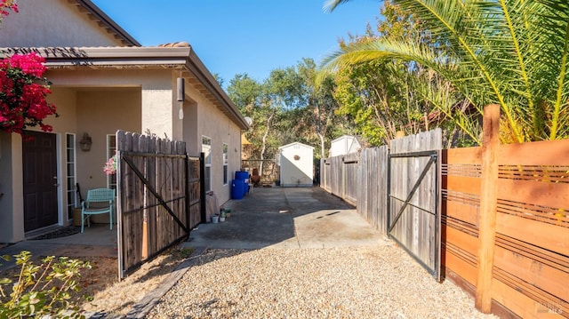 view of property exterior